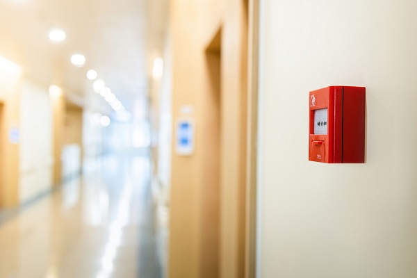 BHE veröffentlicht überarbeiteten Ratgeber zur Brandmeldetechnik